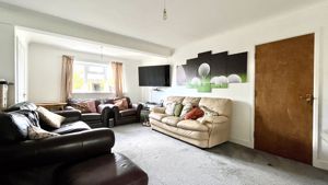 Annexe Sitting Room- click for photo gallery